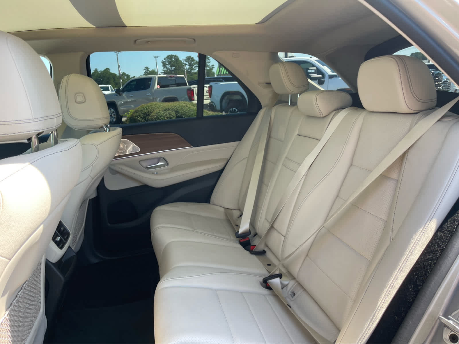 Used 2022 Mercedes-Benz GLE 350 image 21