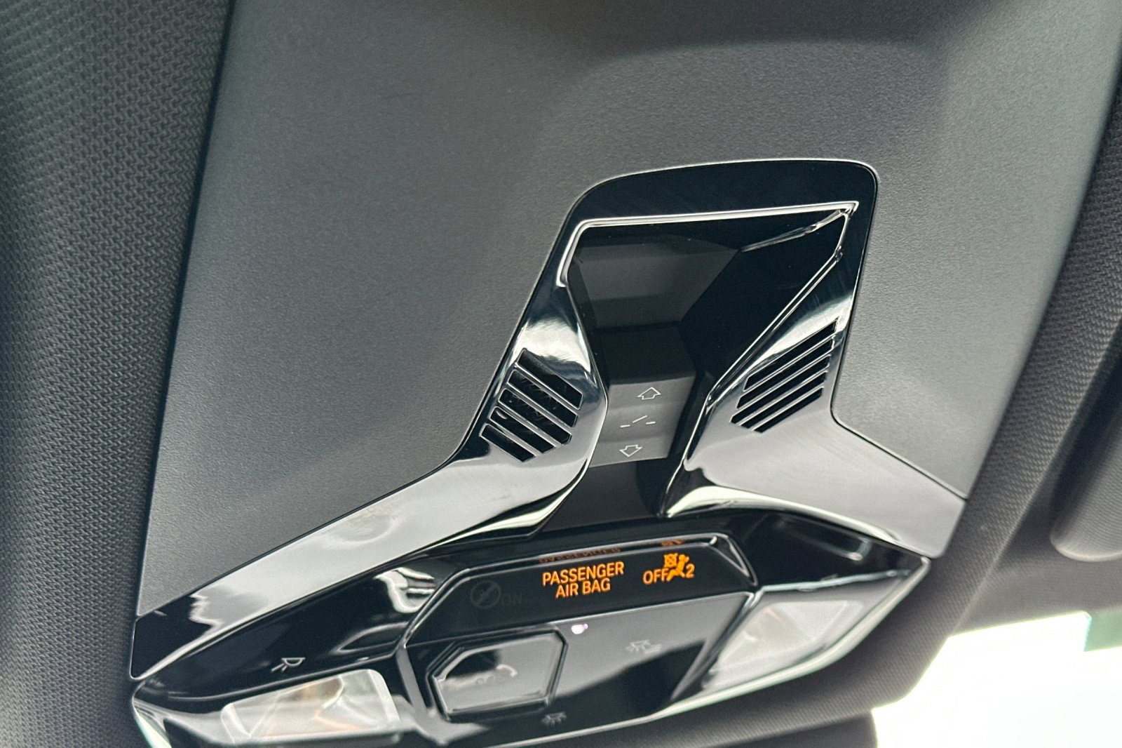 Certified 2024 BMW X1 xDrive28i w/ Technology Package image 21