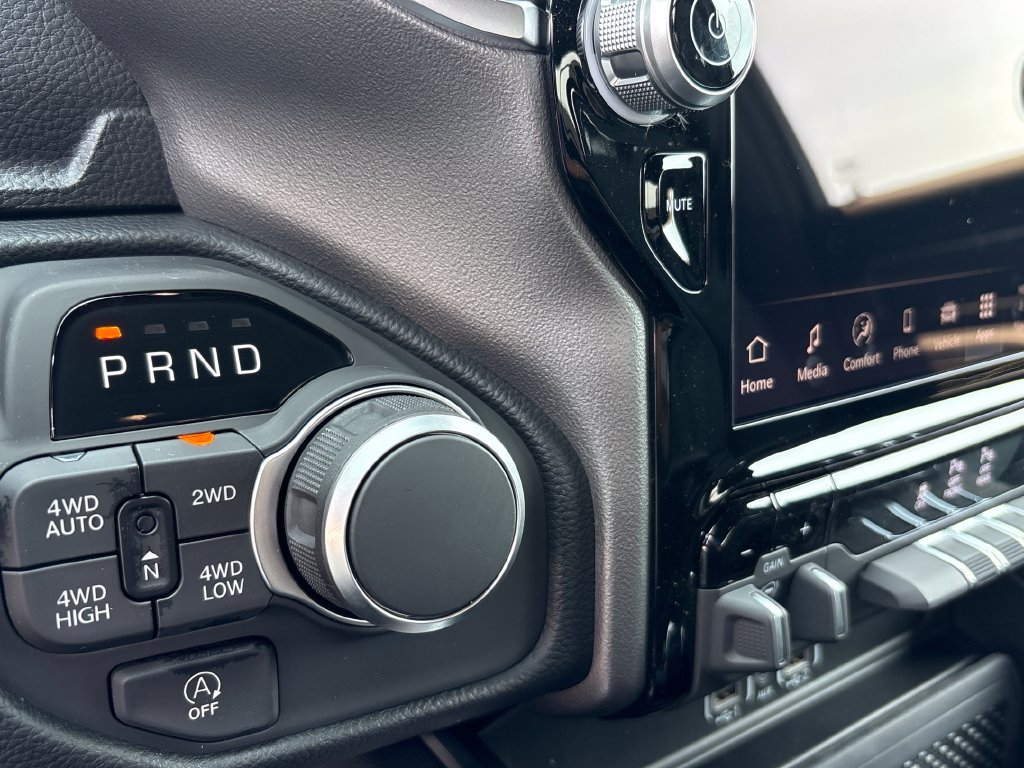 New 2026 RAM 1500 Big Horn AWD/4WD image 14