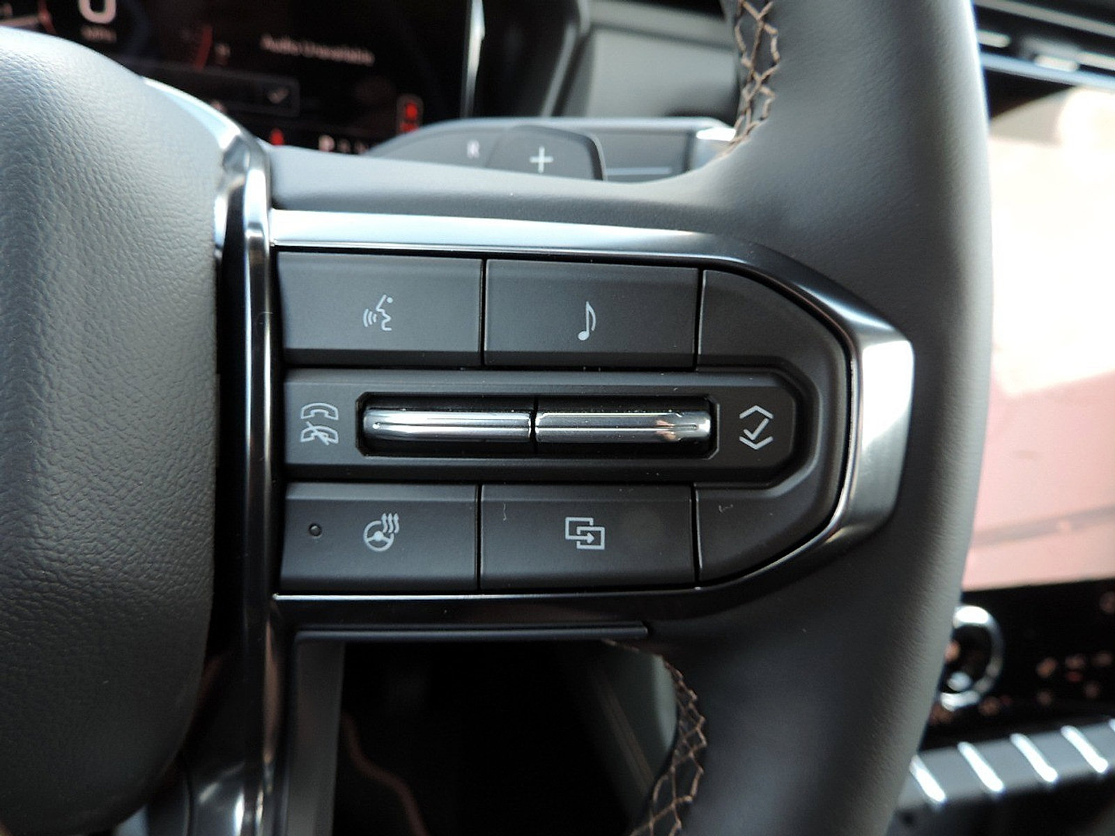 New 2026 GMC Terrain AT4 AWD/4WD image 21