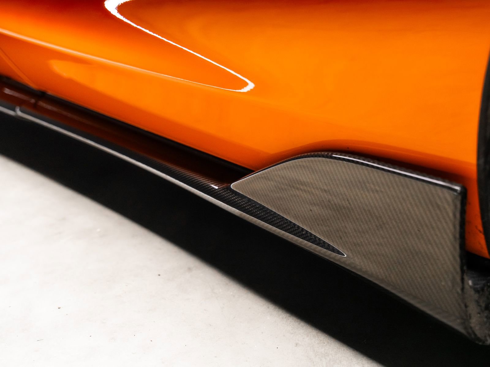 Used 2016 McLaren 570S Coupe RWD image 30