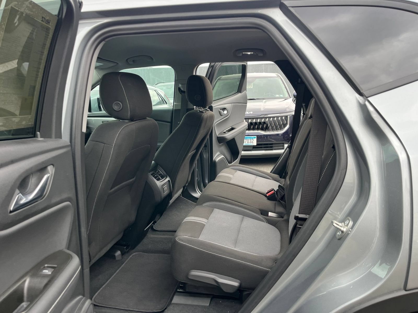 Used 2026 Chevrolet Blazer LT FWD image 26