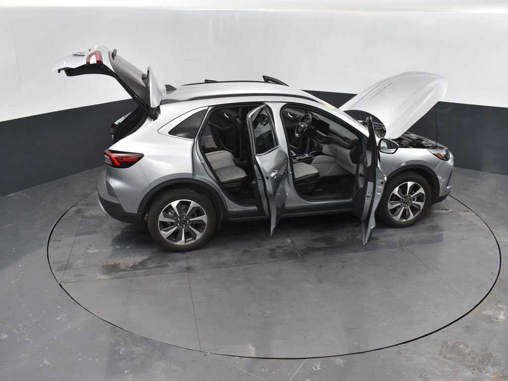 Used 2024 Ford Escape Platinum w/ Premium Technology Package AWD/4WD image 60