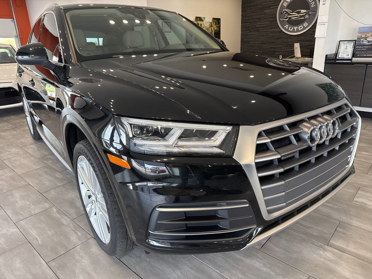 Used 2018 Audi Q5 2.0T Premium Plus w/ Premium Plus Package image 2