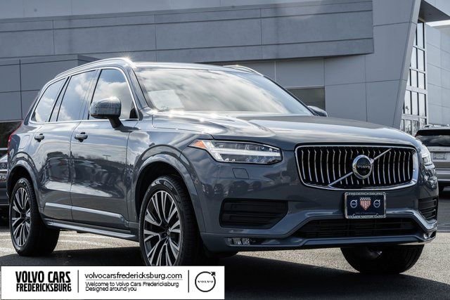 Used 2022 Volvo XC90 T5 Momentum w/ Advanced Package