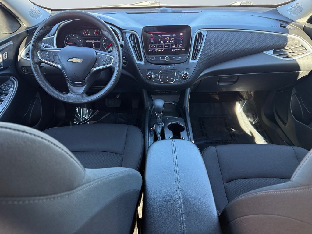 Used 2023 Chevrolet Malibu LT FWD image 10