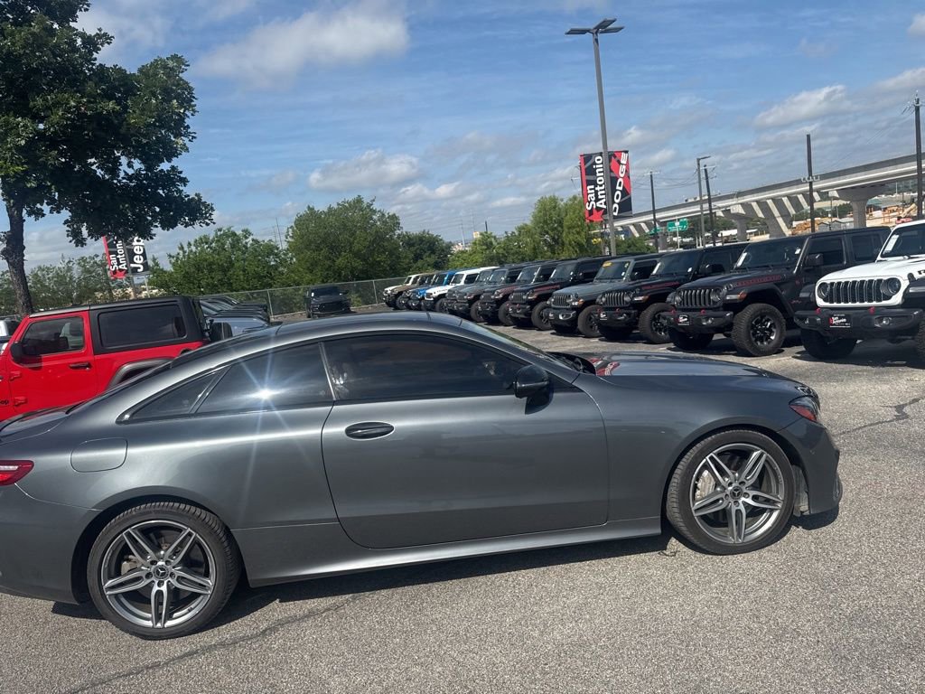 Used 2018 Mercedes-Benz E 400 Coupe image 9