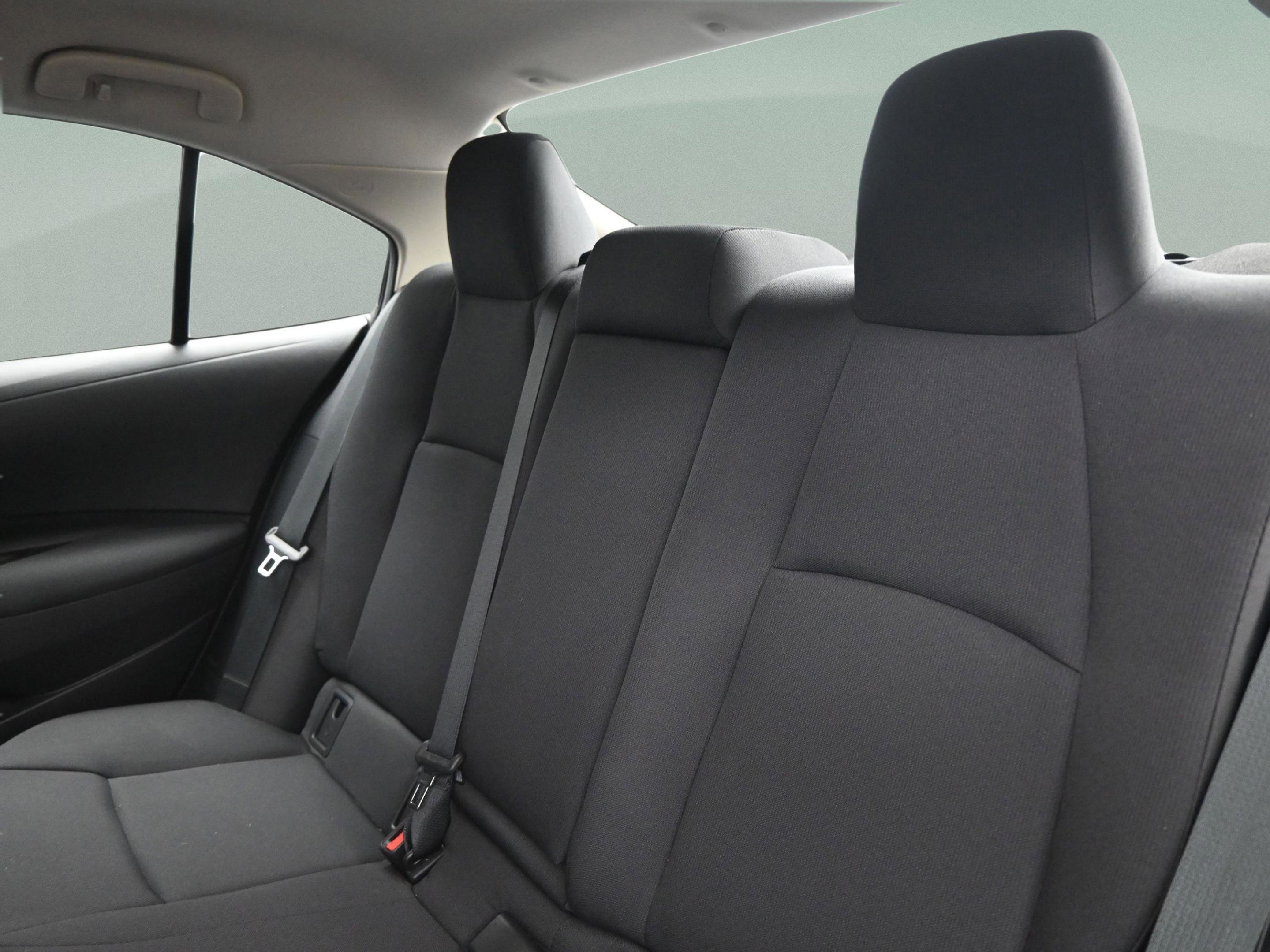 Used 2025 Toyota Corolla LE image 34