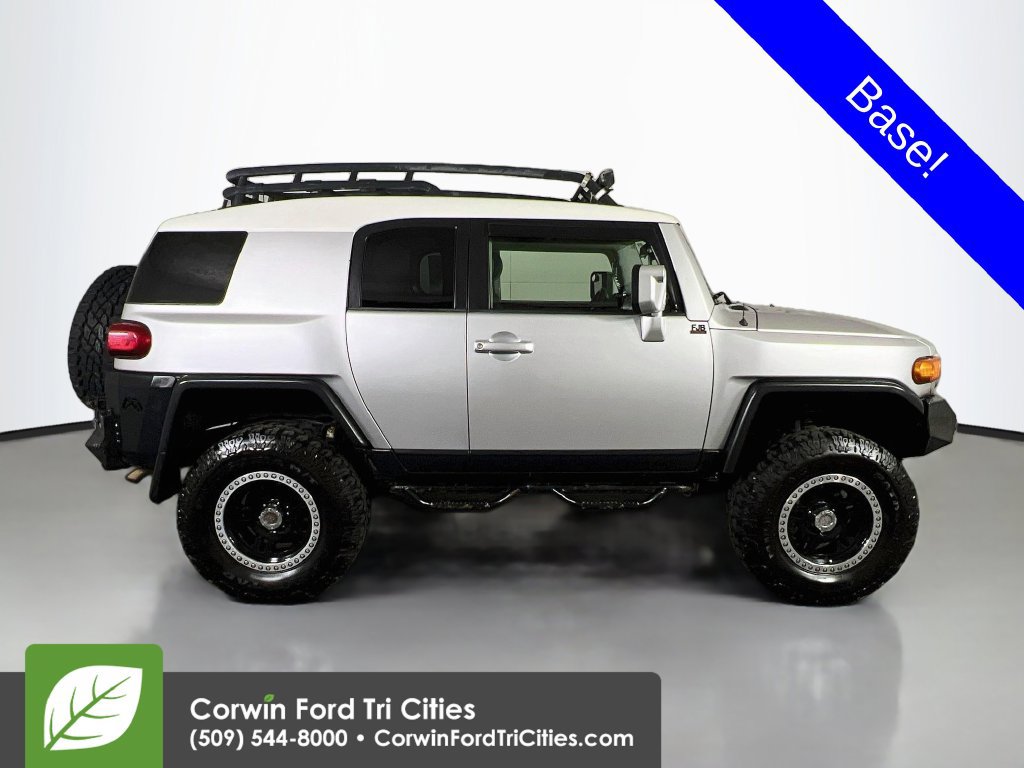 Used 2007 Toyota FJ Cruiser 4WD w/ Upgrade Pkg 1 image 17