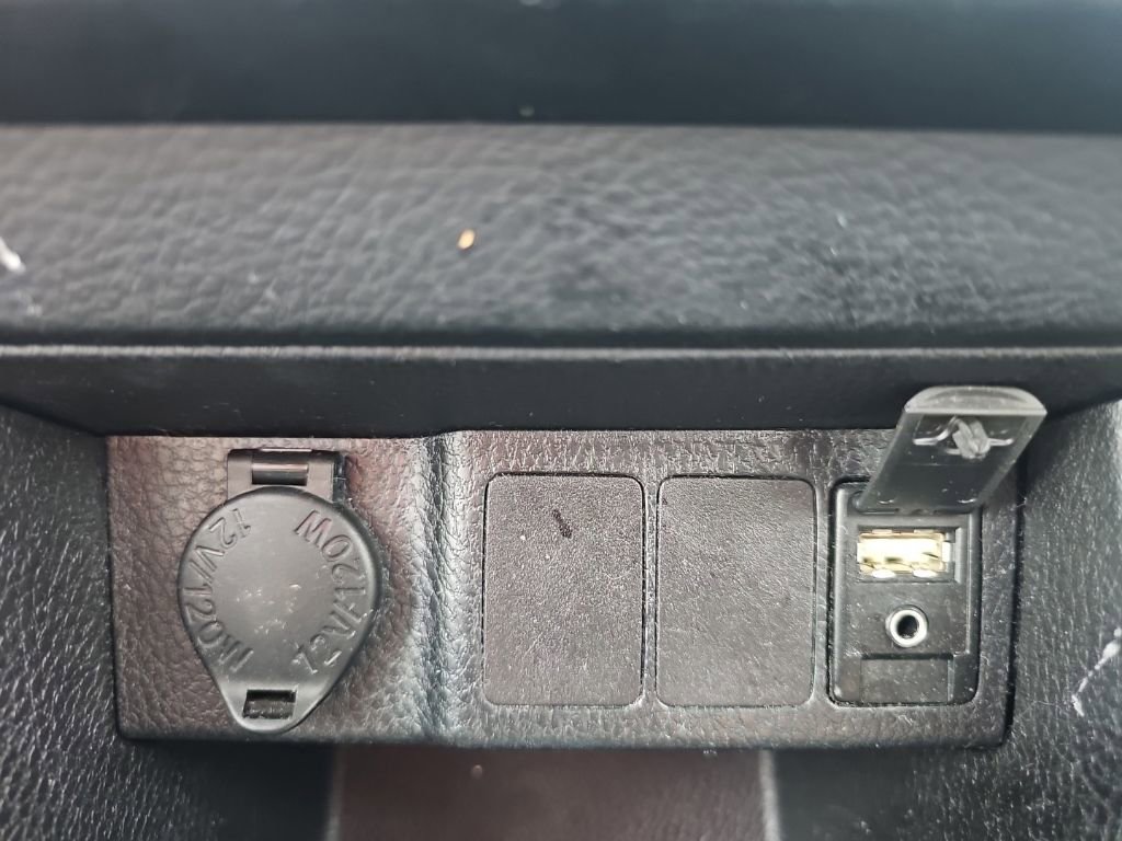 Used 2014 Toyota Corolla LE FWD image 10