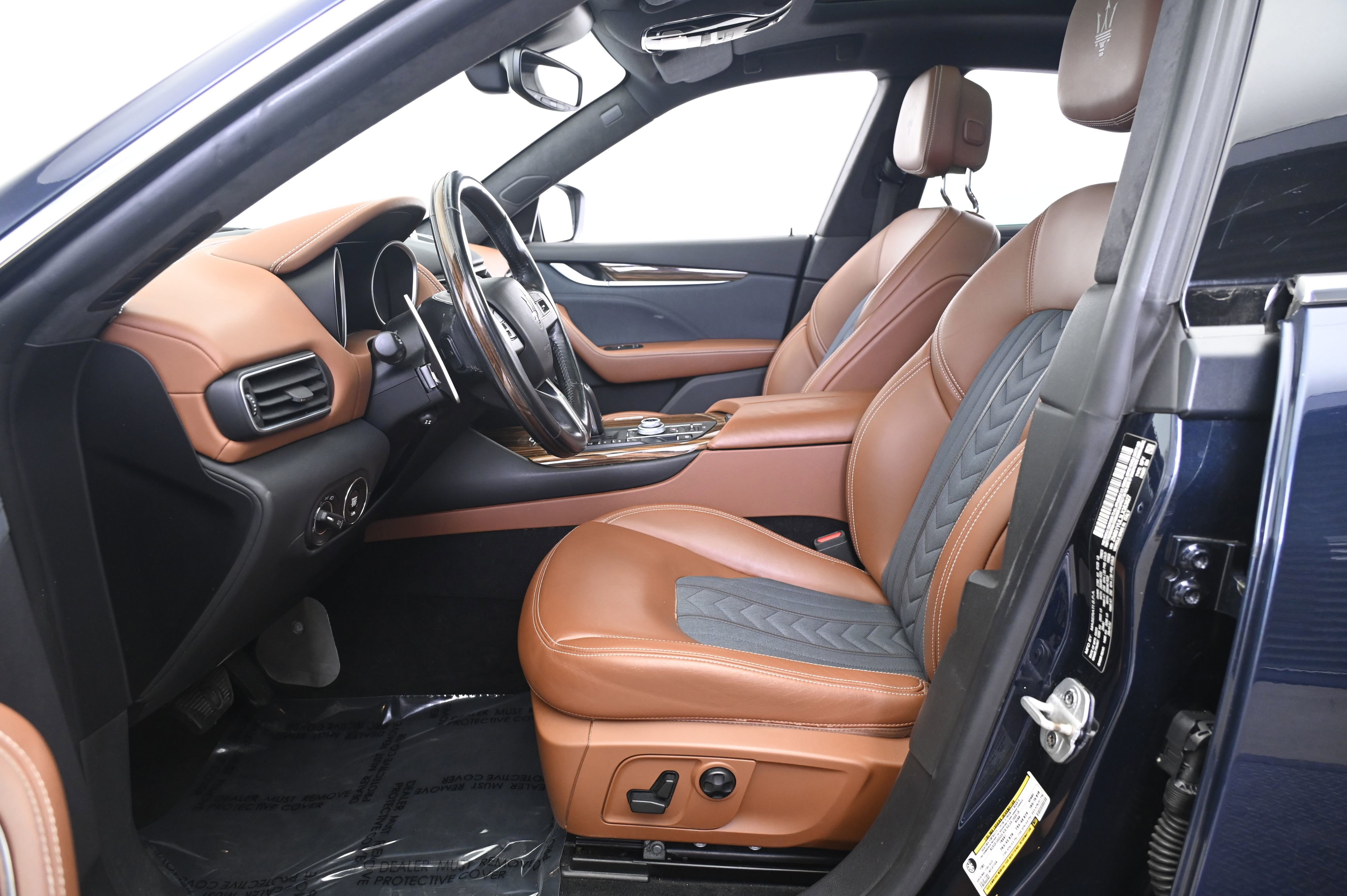 Used 2020 Maserati Levante S GranLusso AWD/4WD image 29
