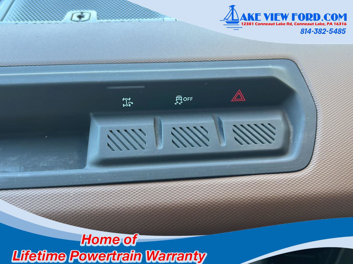 Used 2024 Ford Bronco Outer Banks AWD/4WD image 40