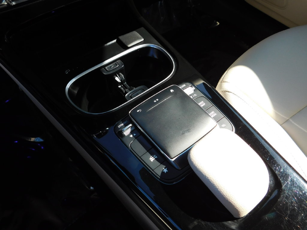 Used 2022 Mercedes-Benz CLA 250 4MATIC image 26