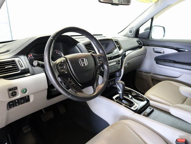 Used 2017 Honda Ridgeline RTL-E image 4