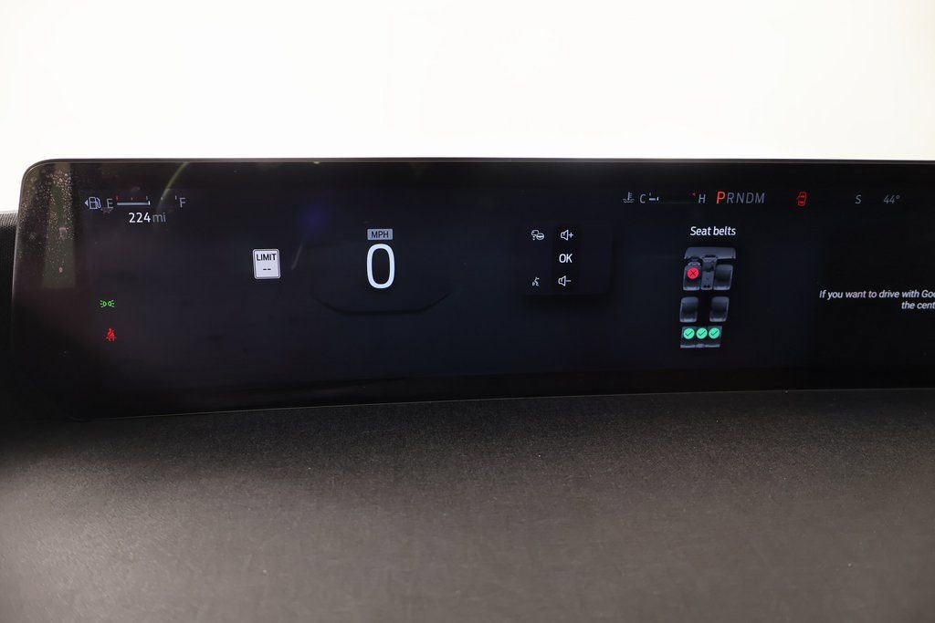 Used 2025 Ford Expedition Active image 4