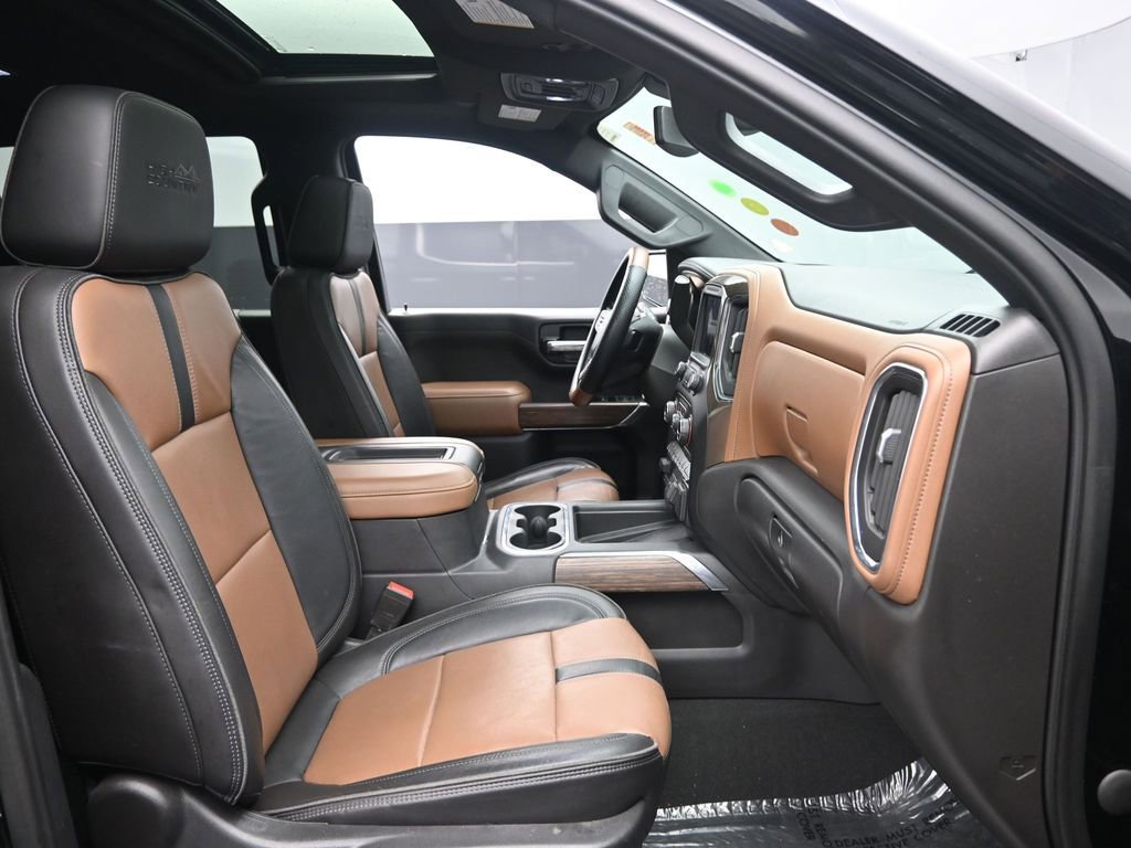 Used 2021 Chevrolet Silverado 1500 High Country image 31