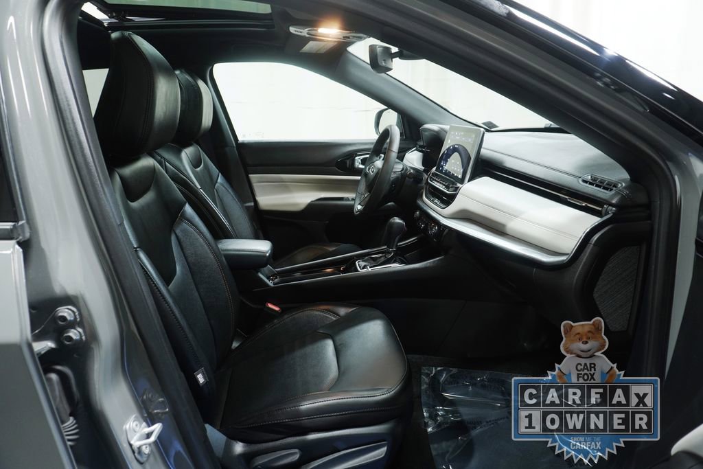 Used 2023 Jeep Compass Limited w/ Sun and Sound Group AWD/4WD image 13