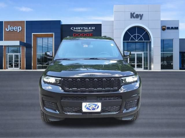 New 2024 Jeep Grand Cherokee L Altitude AWD/4WD image 2