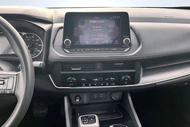 Used 2024 Nissan Rogue SV image 10