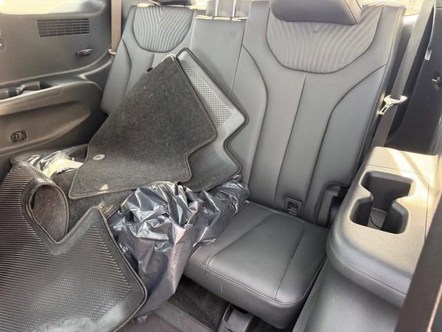 Used 2024 Hyundai Palisade Calligraphy image 8