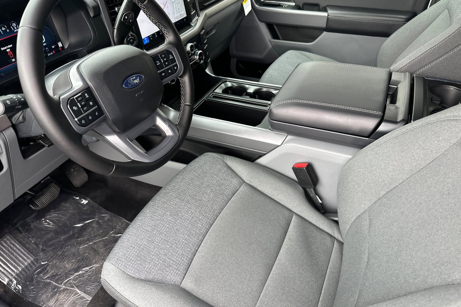 New 2025 Ford F150 XLT w/ Equipment Group 302A MID image 10