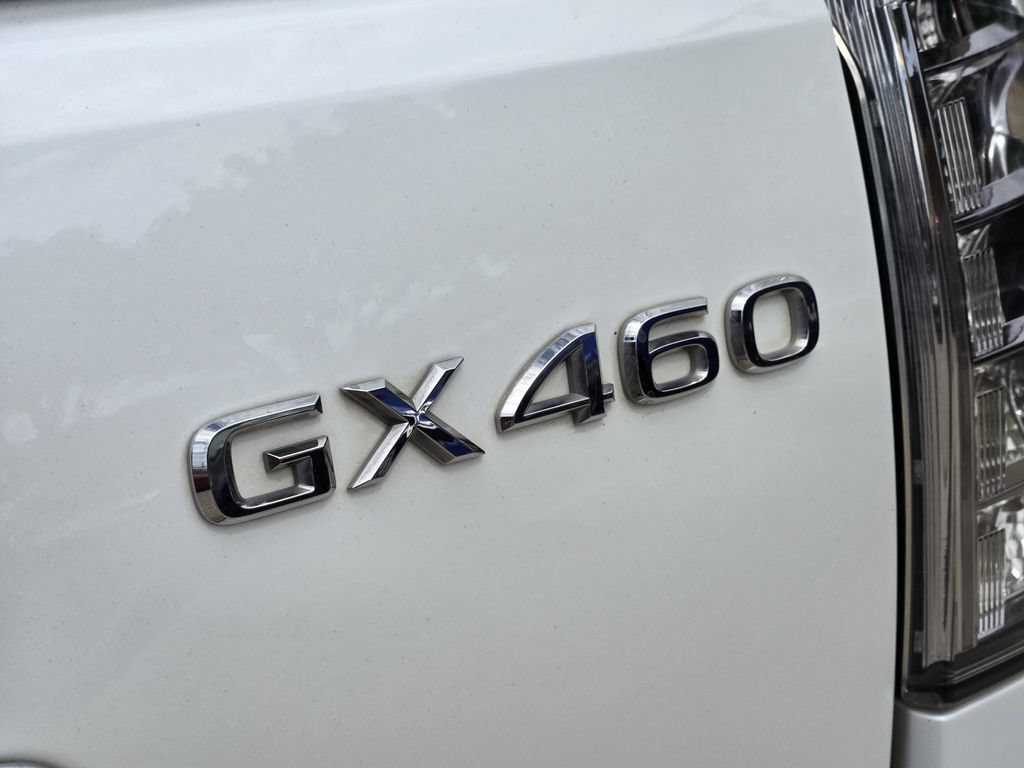 Used 2018 Lexus GX 460 Premium AWD/4WD image 16