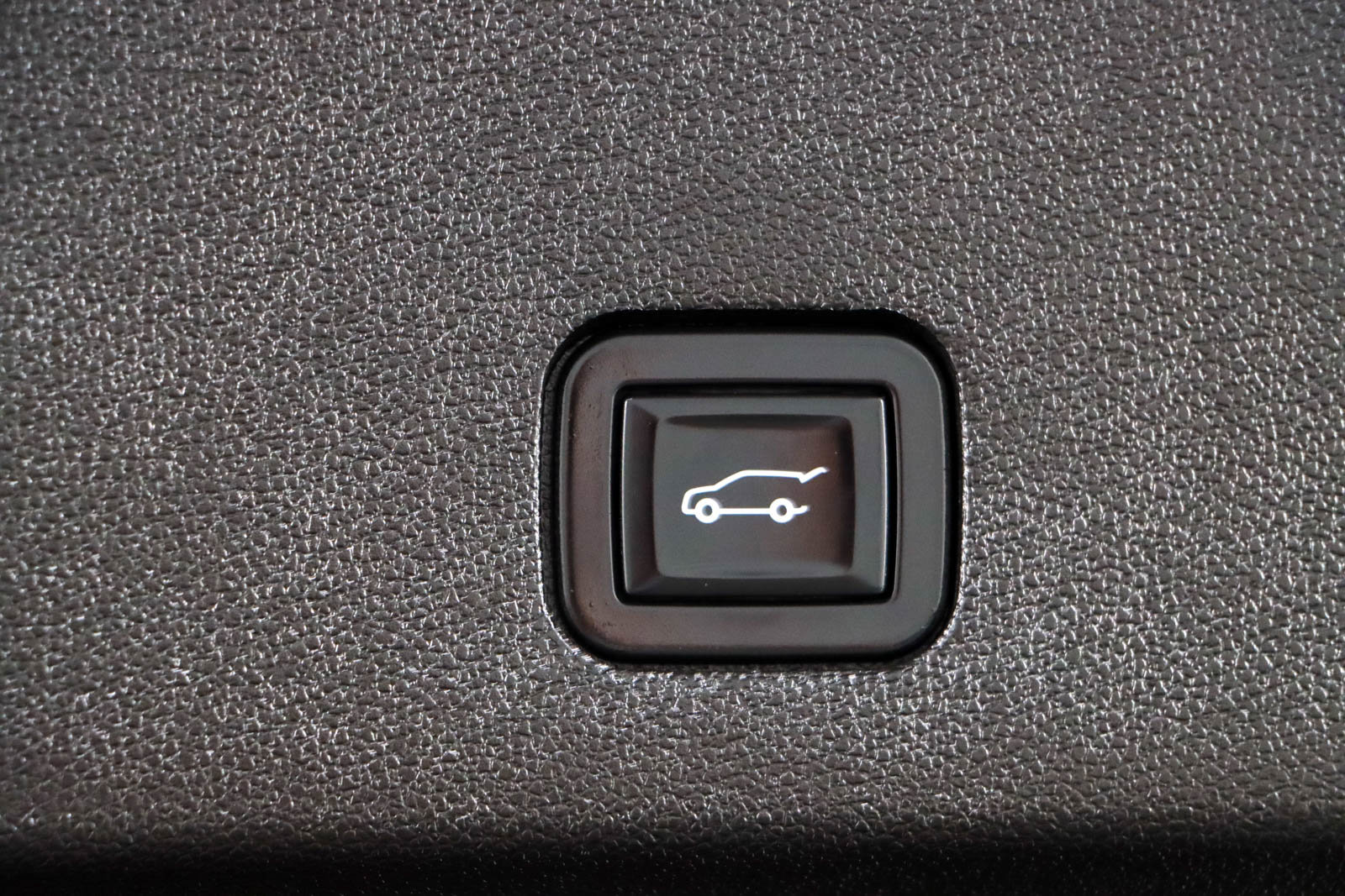 Used 2022 Cadillac XT6 Premium Luxury image 34