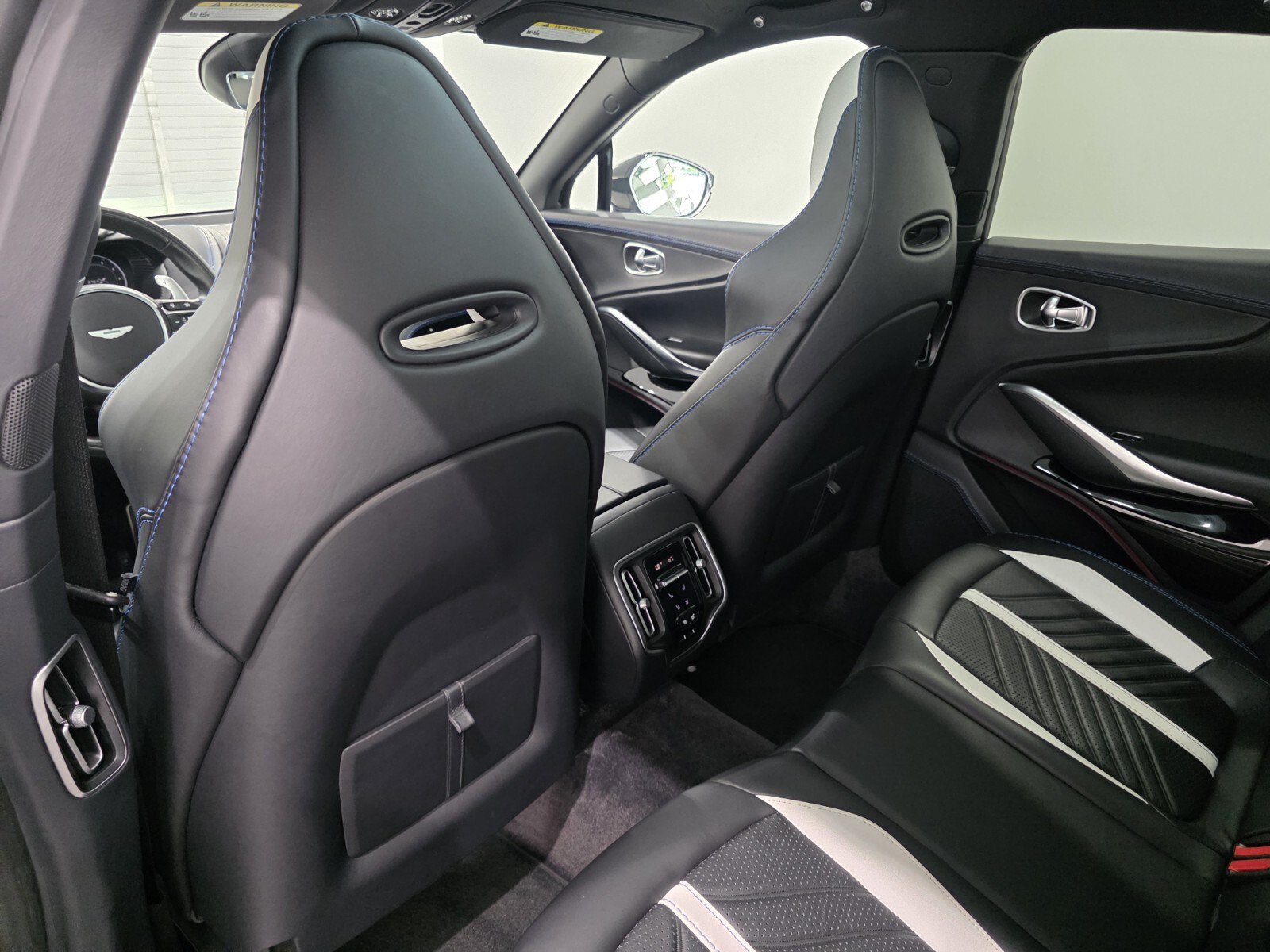Used 2023 Aston Martin DBX 707 AWD/4WD image 21