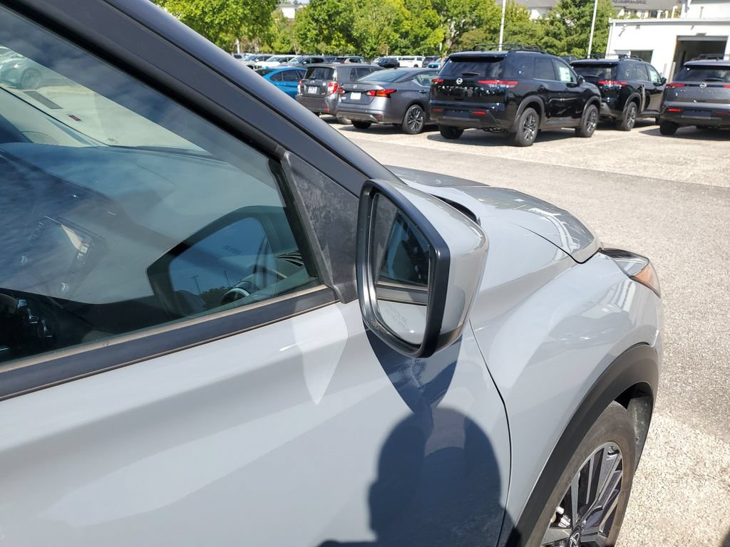 Certified 2023 Nissan Kicks SV FWD image 20