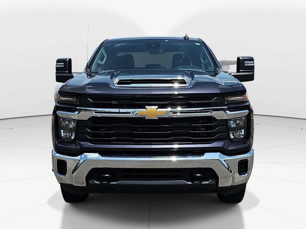 Used 2024 Chevrolet Silverado 2500 LT AWD/4WD image 12