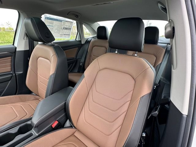 New 2026 Volkswagen Jetta SEL FWD image 24