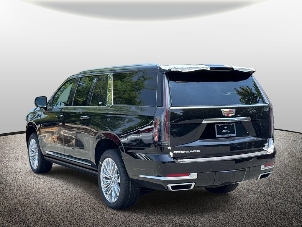 New 2026 Cadillac Escalade ESV Luxury w/ Touring Package AWD/4WD image 4