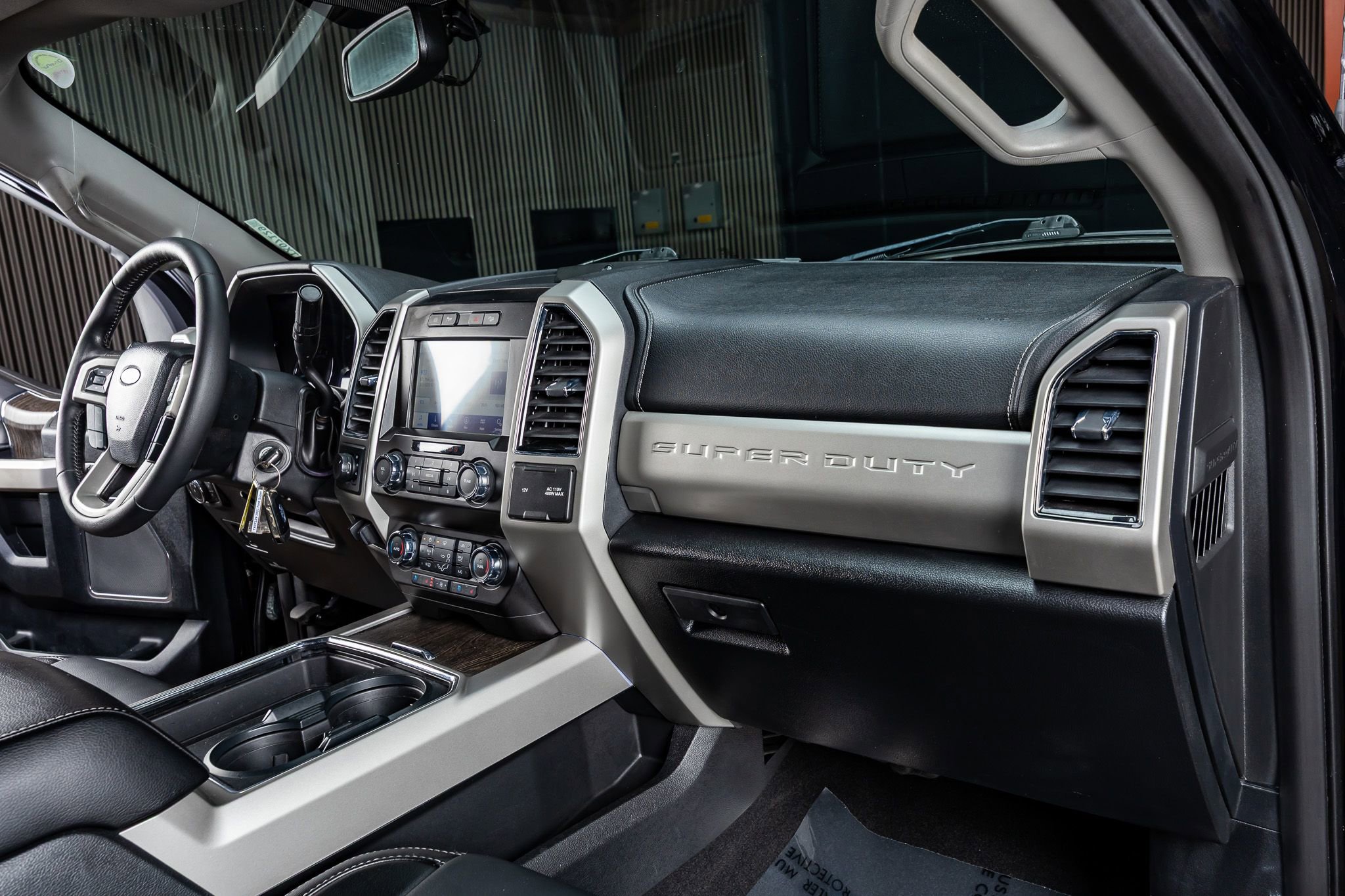 Used 2021 Ford F250 Lariat w/ Lariat Value Package image 19