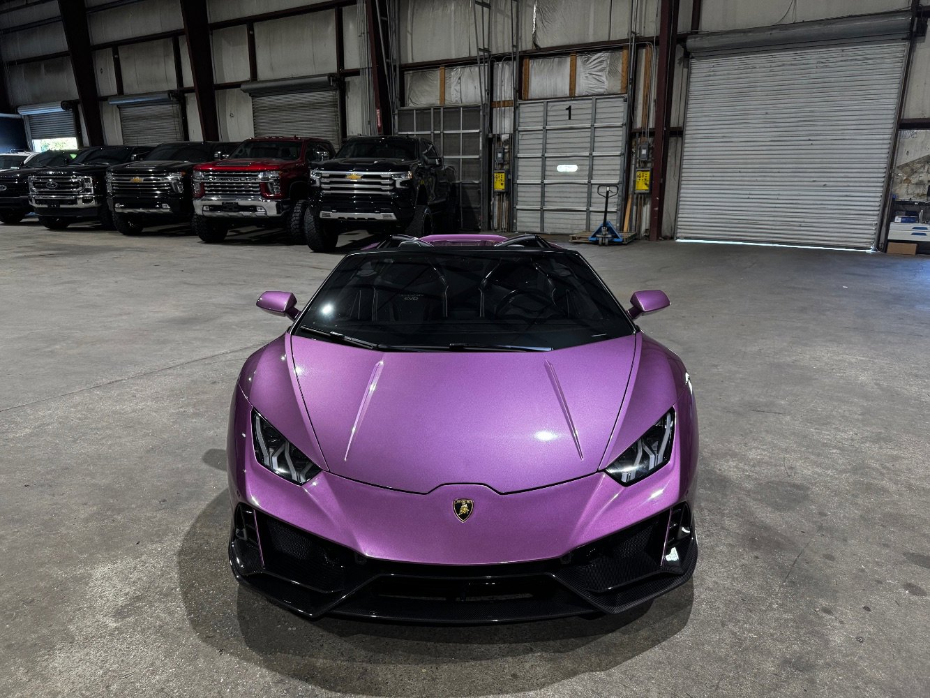 Used 2022 Lamborghini Huracan EVO image 12