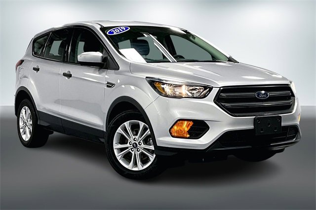 Used 2019 Ford Escape S image 1