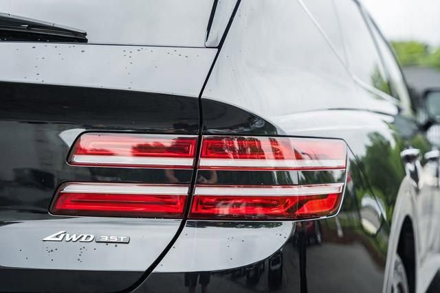 Used 2021 Genesis GV80 3.5T Advanced + image 17