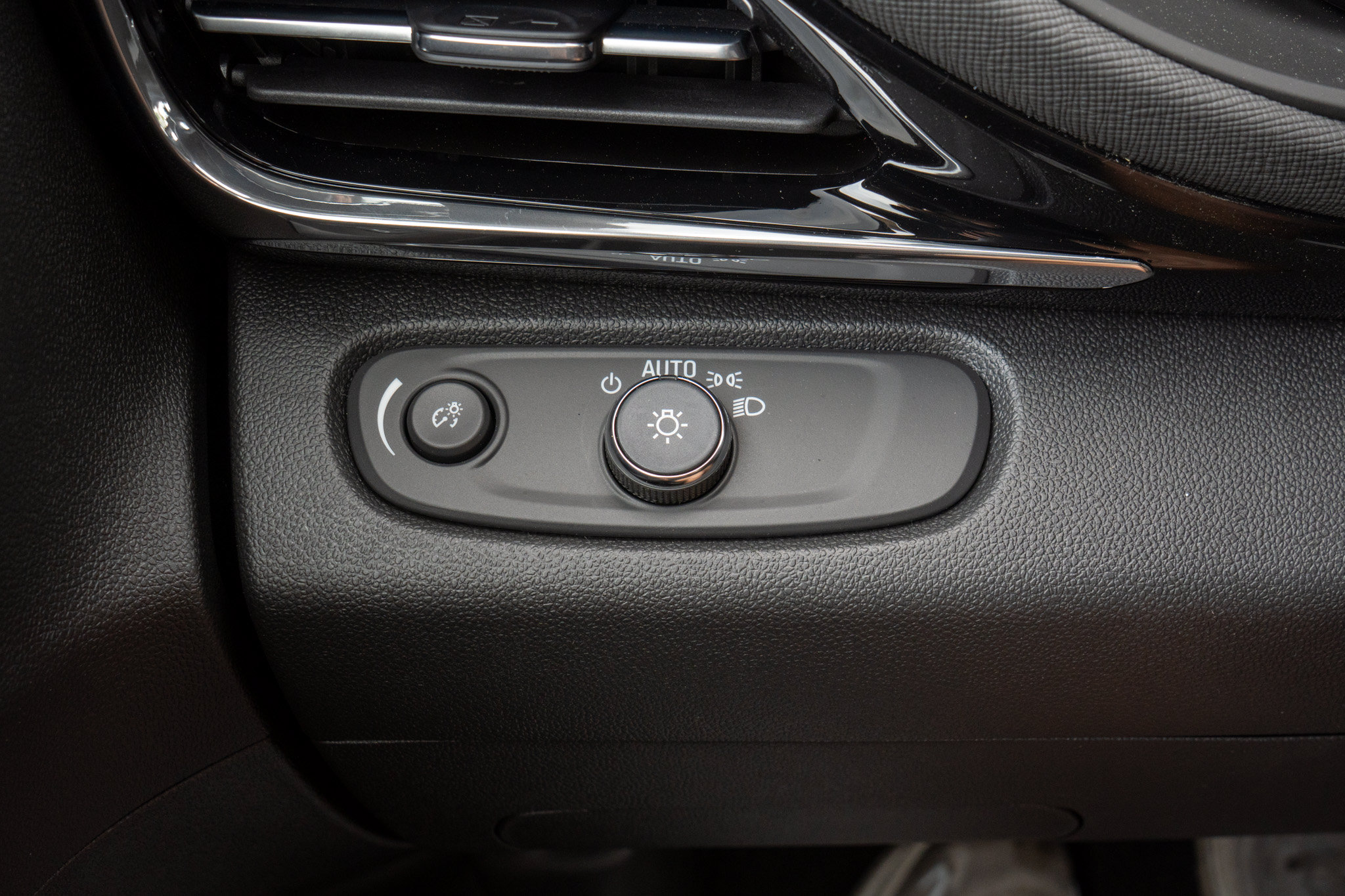 New 2026 Buick Envista Sport Touring w/ Convenience I Package FWD image 27