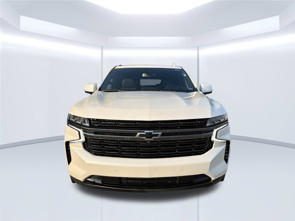 Used 2022 Chevrolet Suburban RST w/ Sport Performance Package AWD/4WD image 2