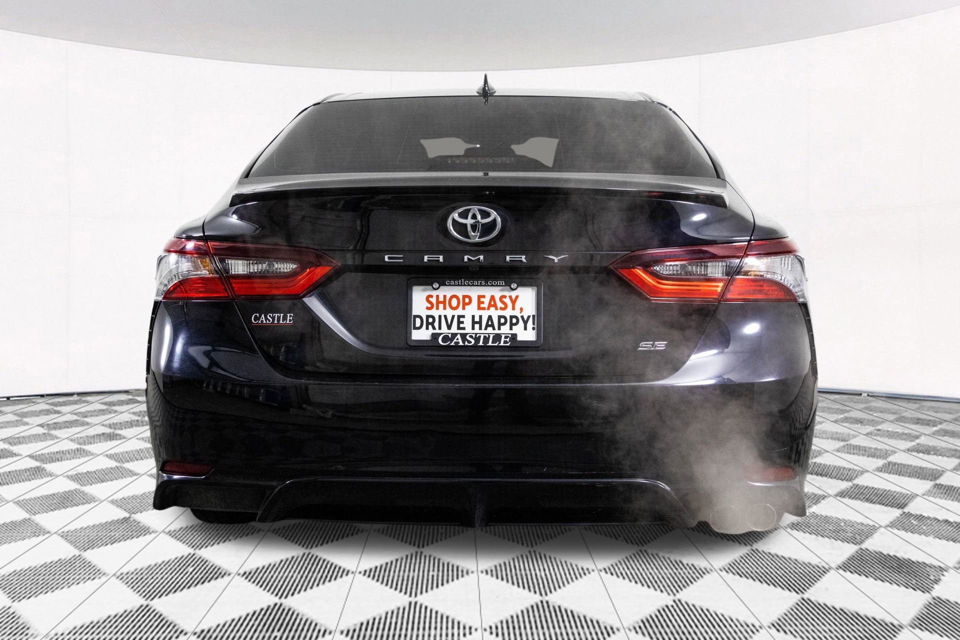 Used 2021 Toyota Camry SE image 14