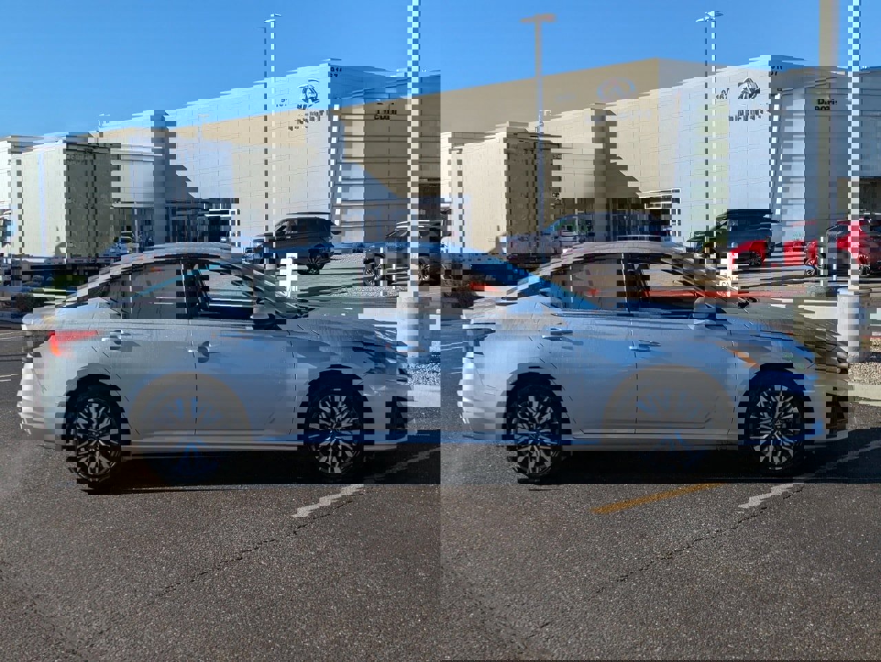 Certified 2023 Nissan Altima 2.5 SV image 7