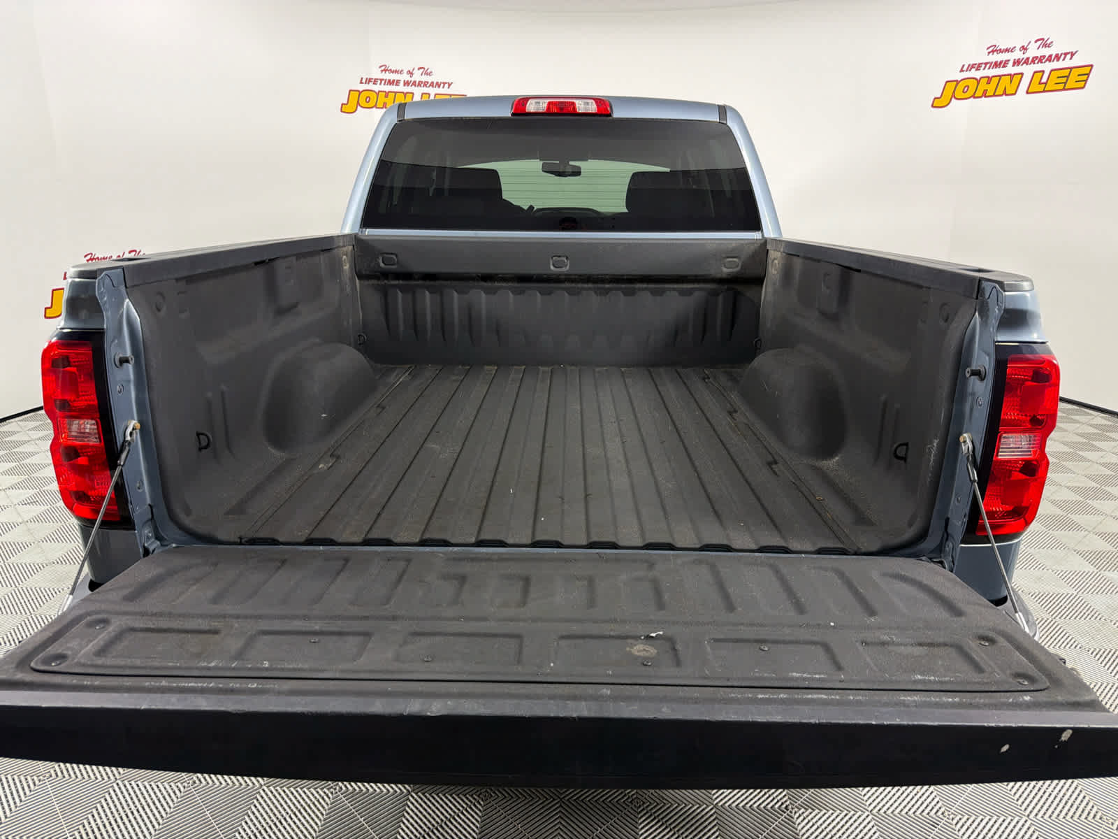 Used 2016 Chevrolet Silverado 1500 LT w/ Texas Edition RWD image 5