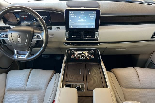 Used 2019 Lincoln Navigator Select w/ Technology Package RWD image 15