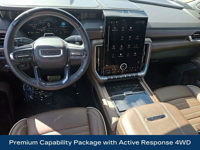 Used 2025 GMC Yukon Denali Ultimate image 3
