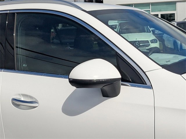 Used 2025 Mercedes-Benz GLC 300 image 13