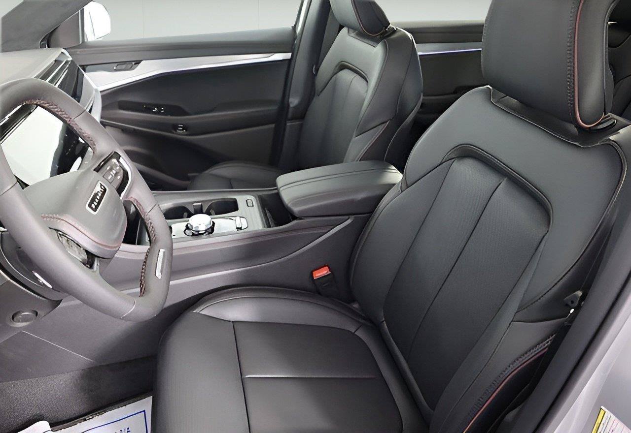 New 2025 Jeep Wagoneer S Limited AWD/4WD image 11