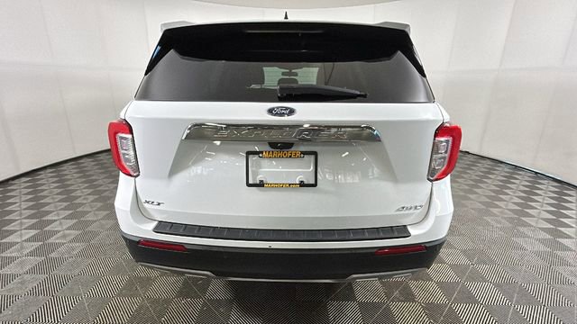Used 2022 Ford Explorer XLT AWD/4WD image 4