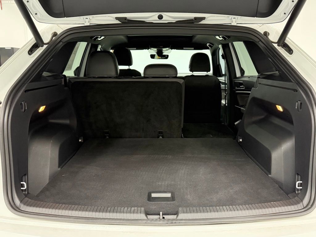 Used 2022 Volkswagen Atlas Cross Sport SEL Premium R-Line w/ Cross Sport MDO Package image 29