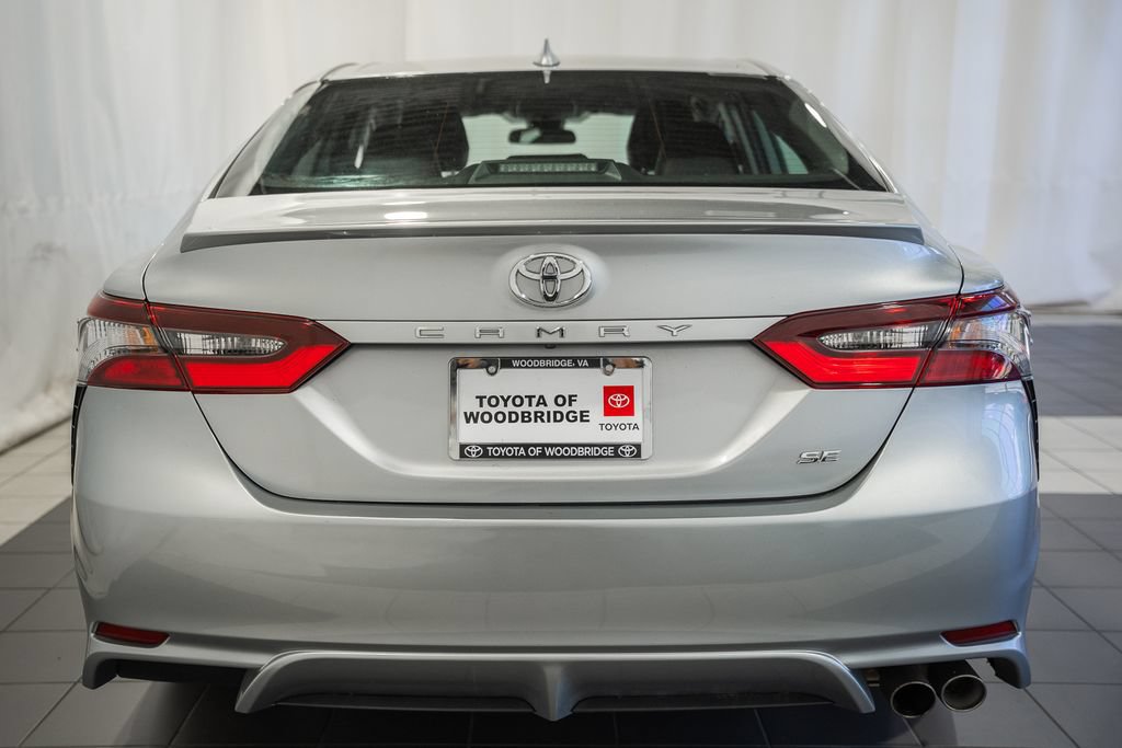 Used 2024 Toyota Camry SE FWD image 5