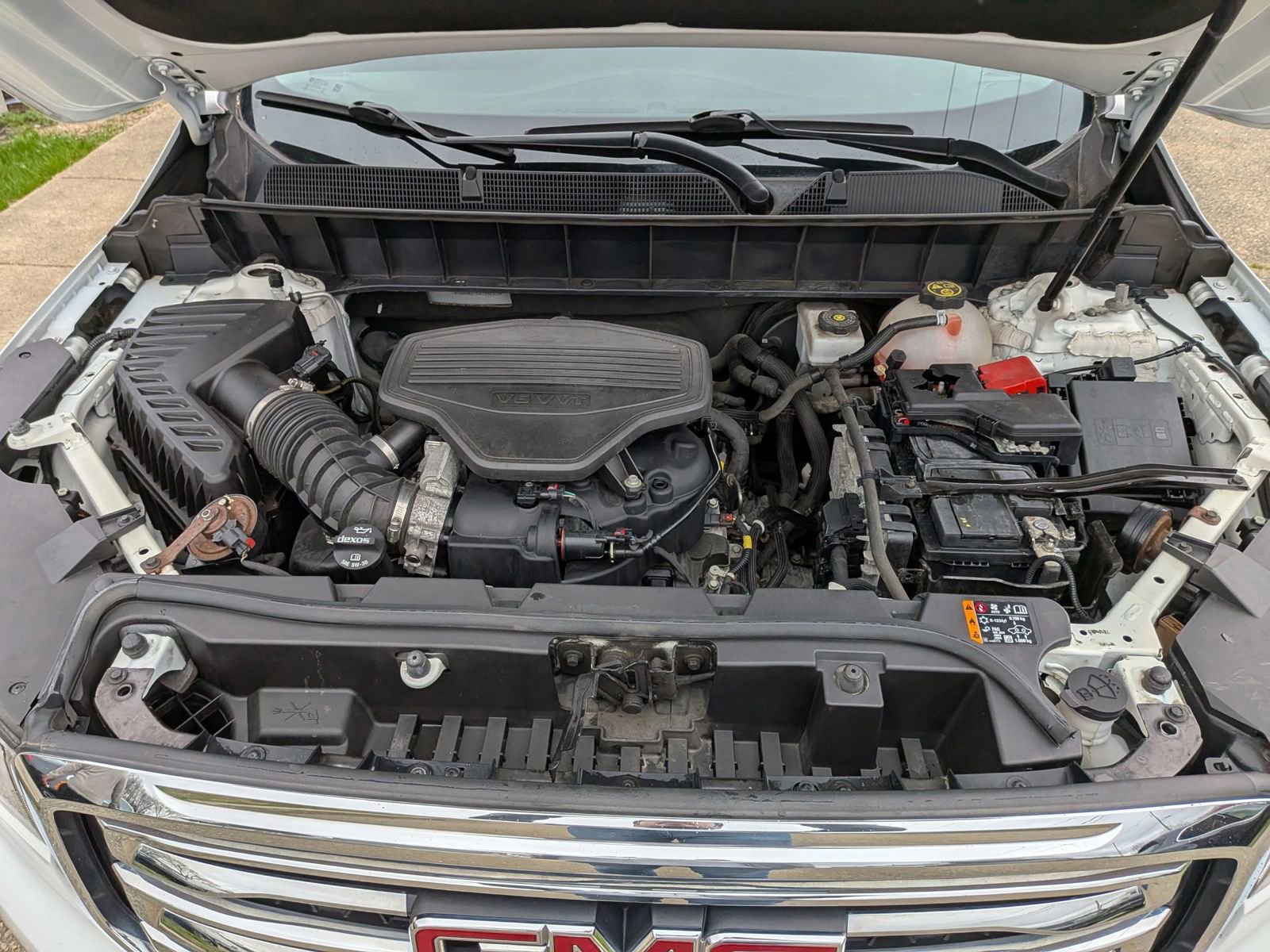 Used 2019 GMC Acadia SLE image 18