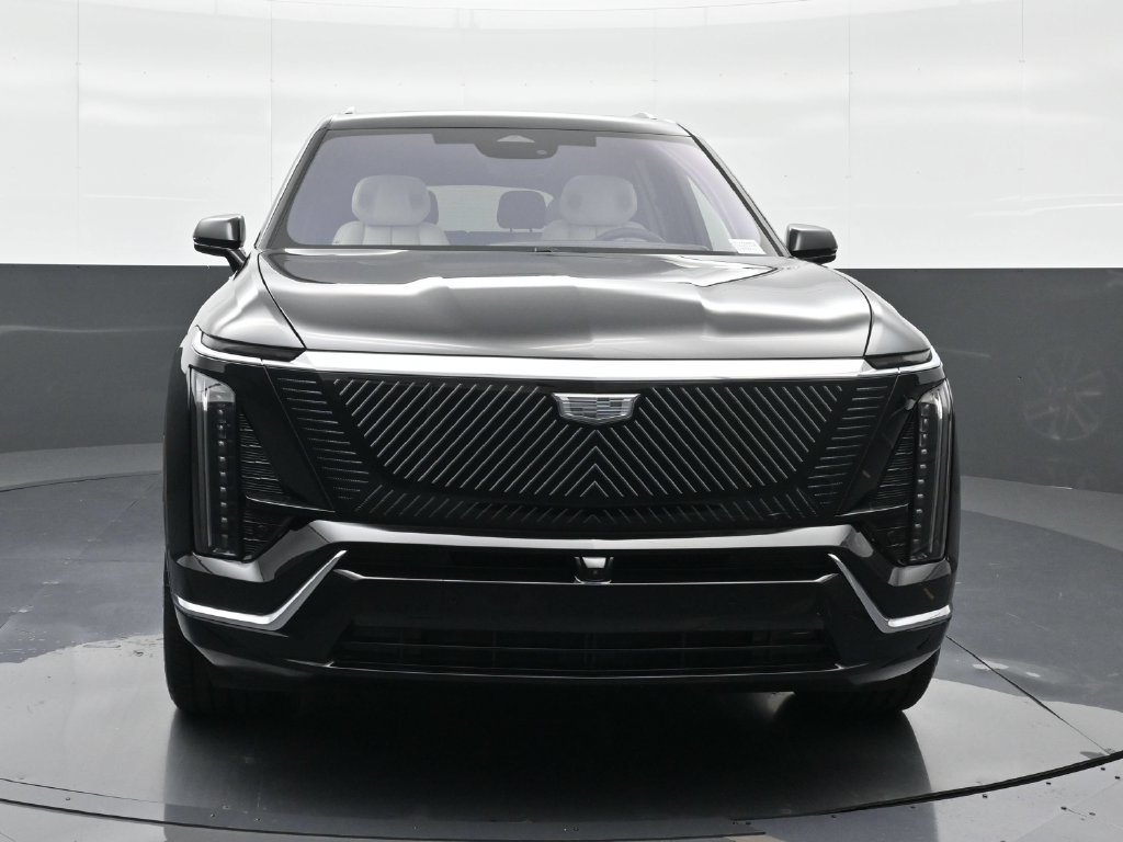 Certified 2026 Cadillac Vistiq Luxury AWD/4WD image 15